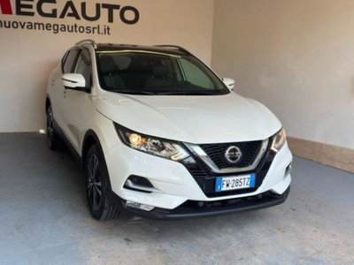 Nissan Qashqai 1.3 DIG-T 140 CV Tekna (2)