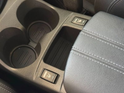 Nissan Qashqai 1.3 DIG-T 140 CV Tekna (20)