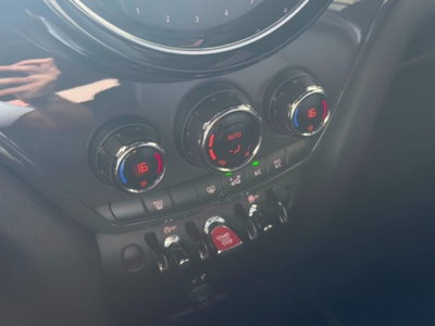 MINI Mini Countryman 2.0 Cooper D Essential Countryman (17)