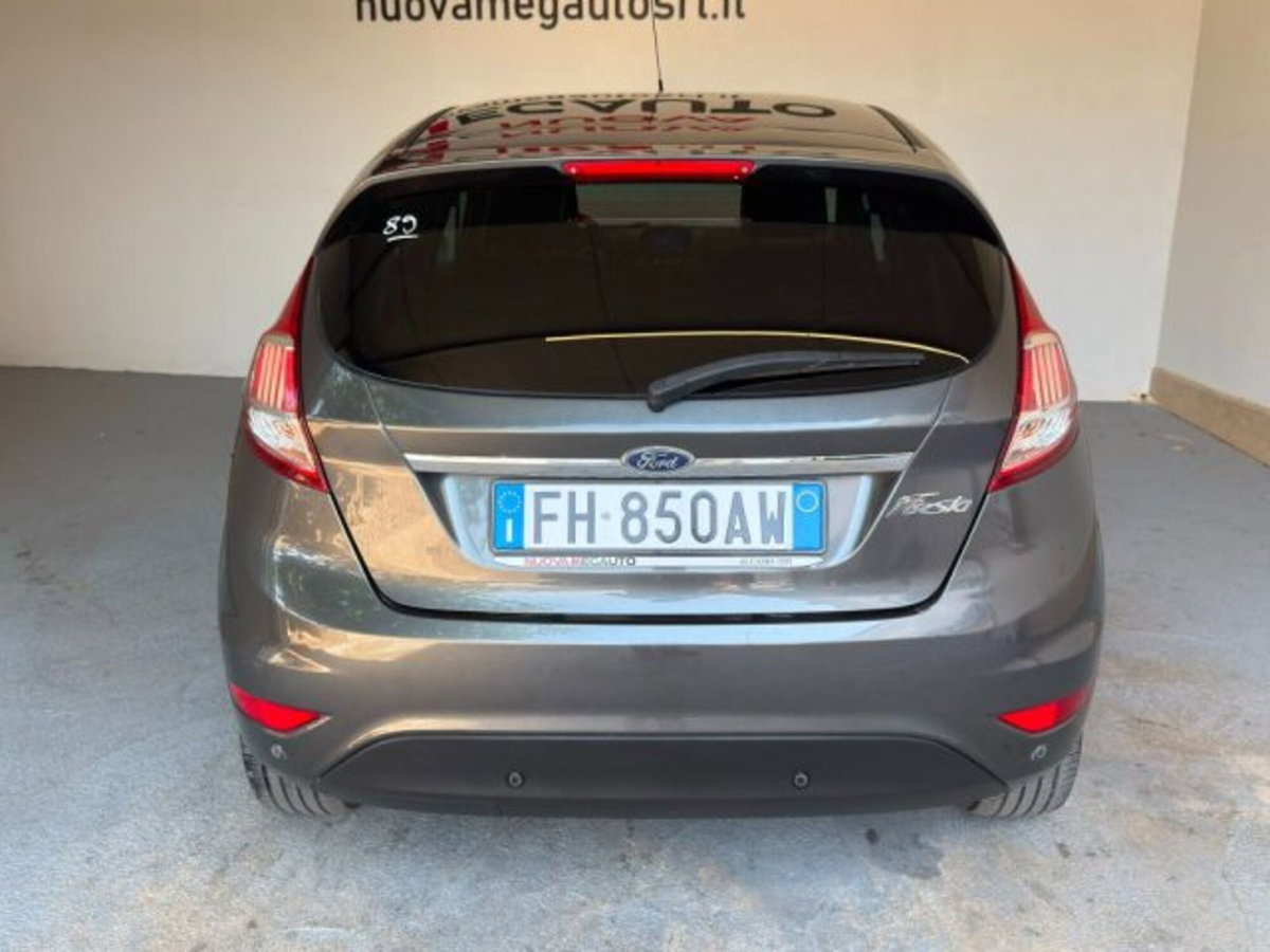 Ford Fiesta 1.4 3p. Bz.- GPL Titanium (6)