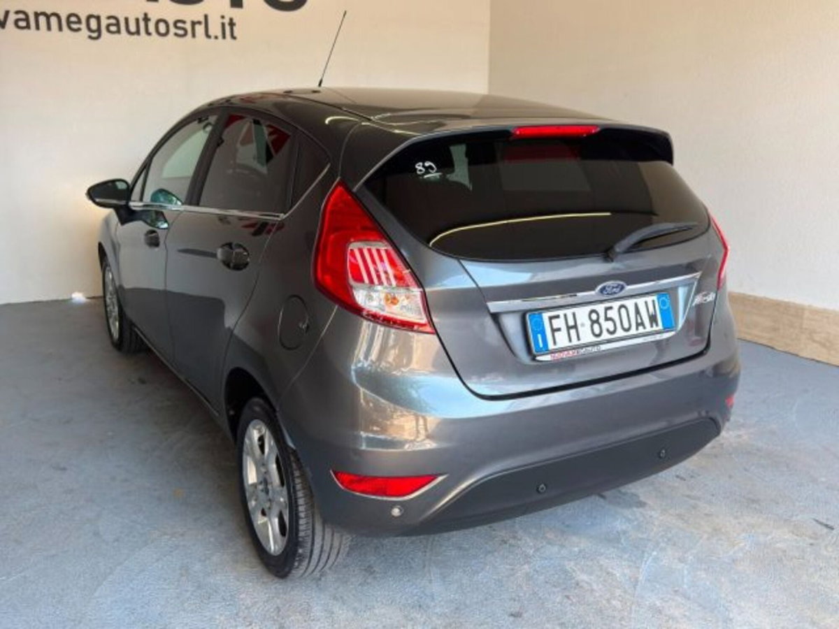 Ford Fiesta 1.4 3p. Bz.- GPL Titanium (7)