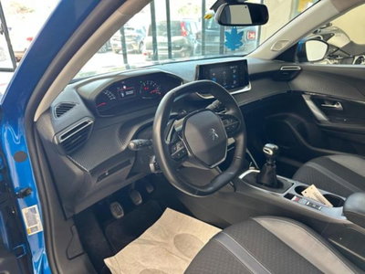 Peugeot 2008 BlueHDi 100 S&S Allure Navi Pack (12)