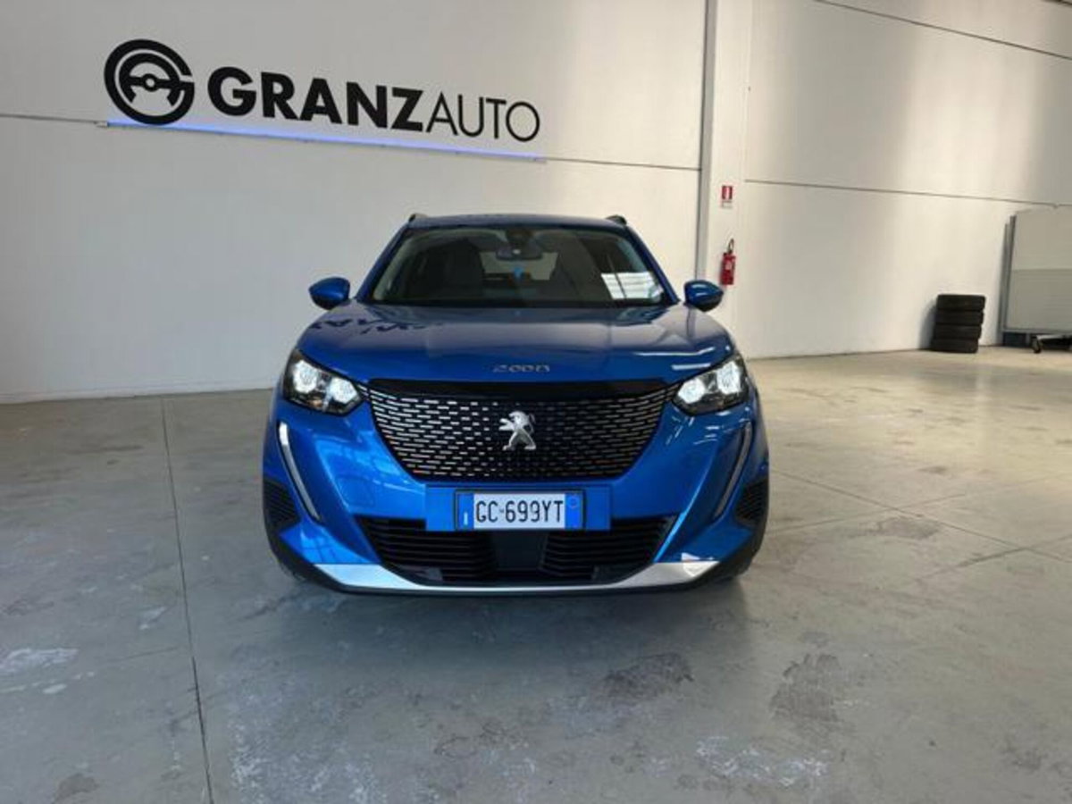 Peugeot 2008 BlueHDi 100 S&S Allure Navi Pack (2)