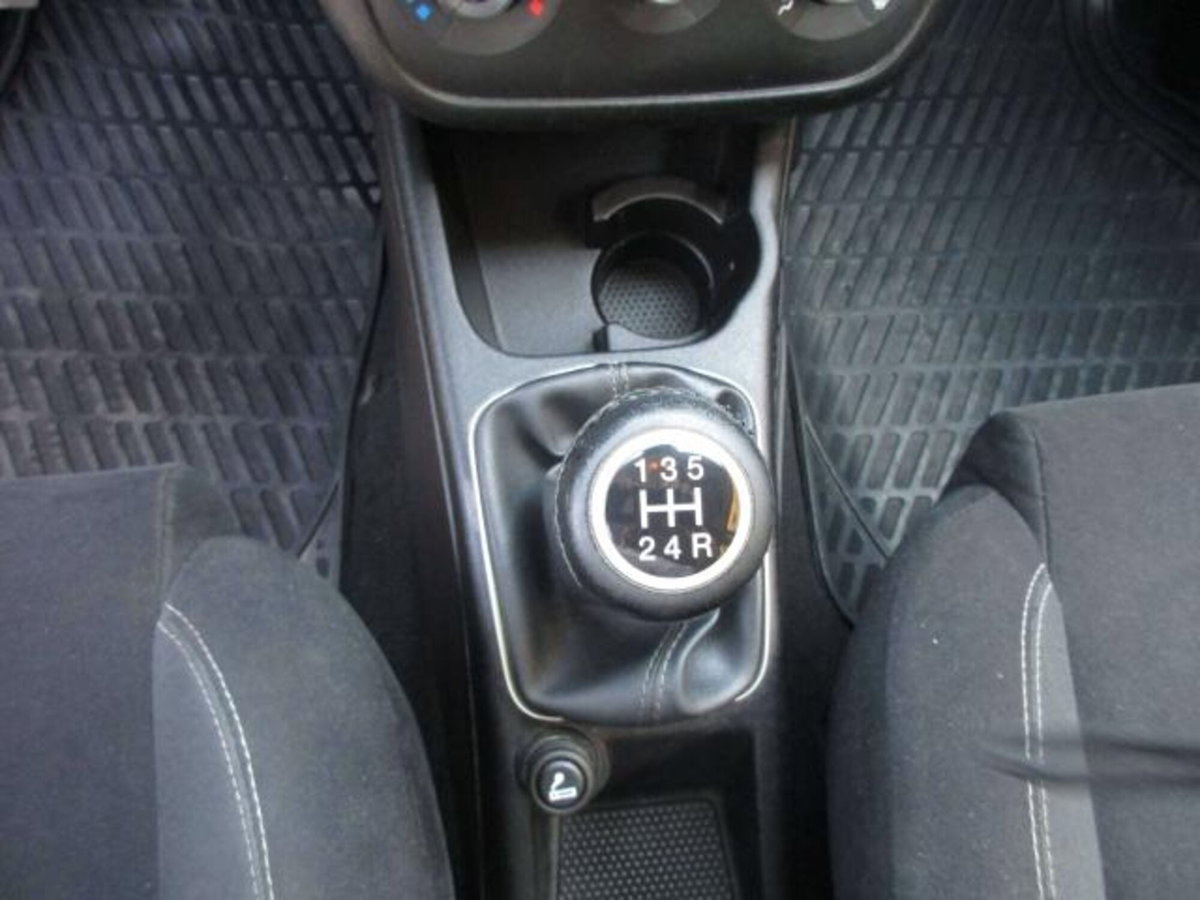 Fiat Punto 1.3 MJT II S&S 85 CV 5 porte ECO Lounge (15)