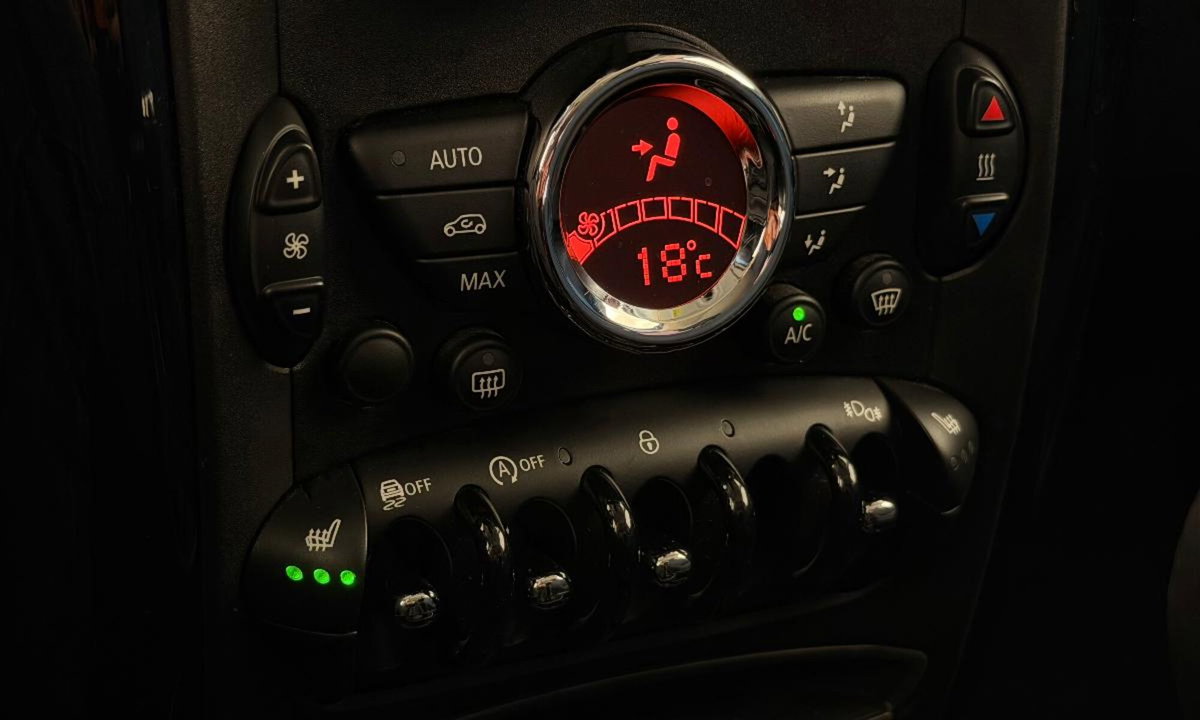 MINI Mini Countryman 1.6 Cooper D Countryman (9)