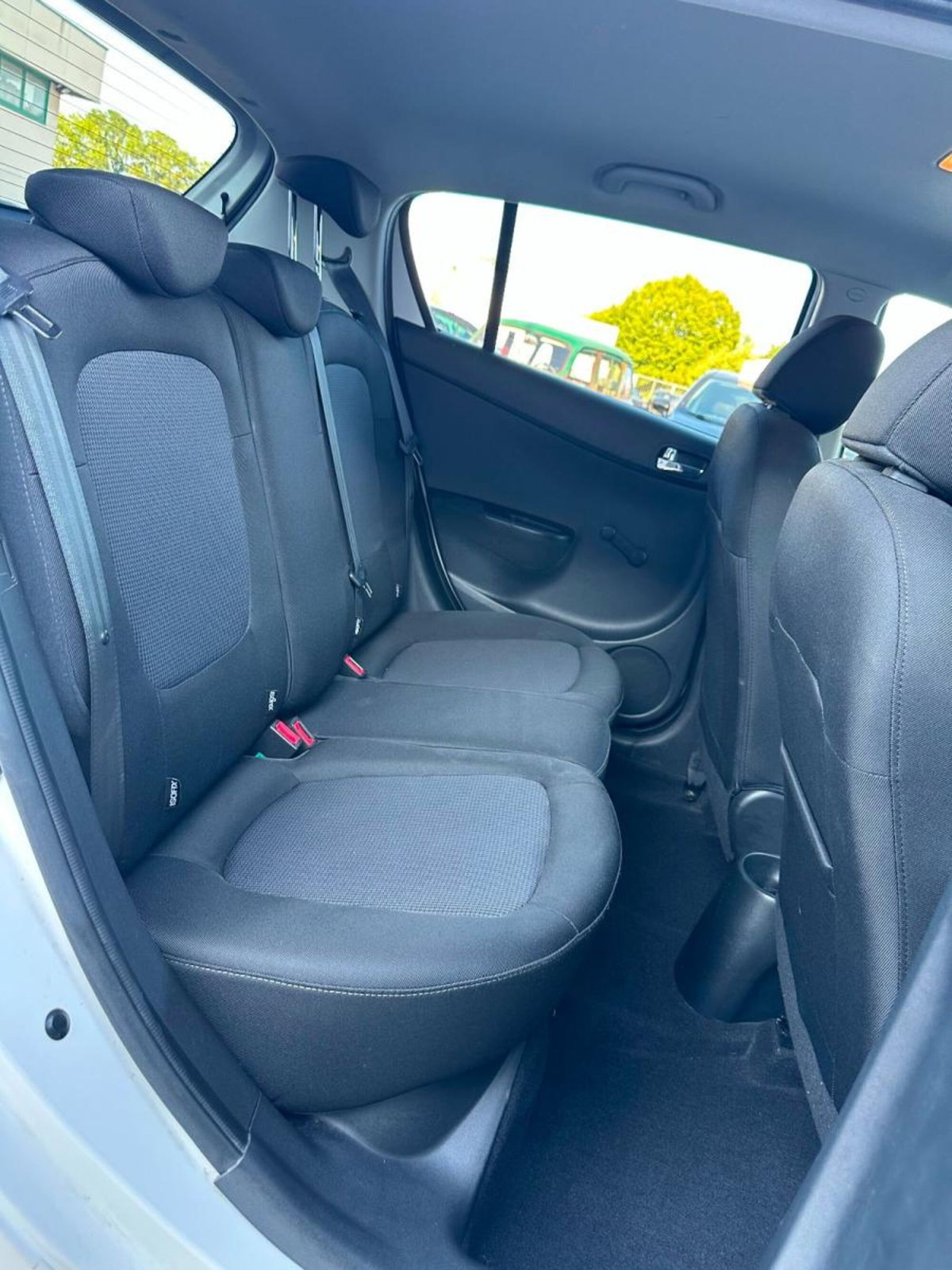 Hyundai i20 1.2 5p. Go! Brasil (16)