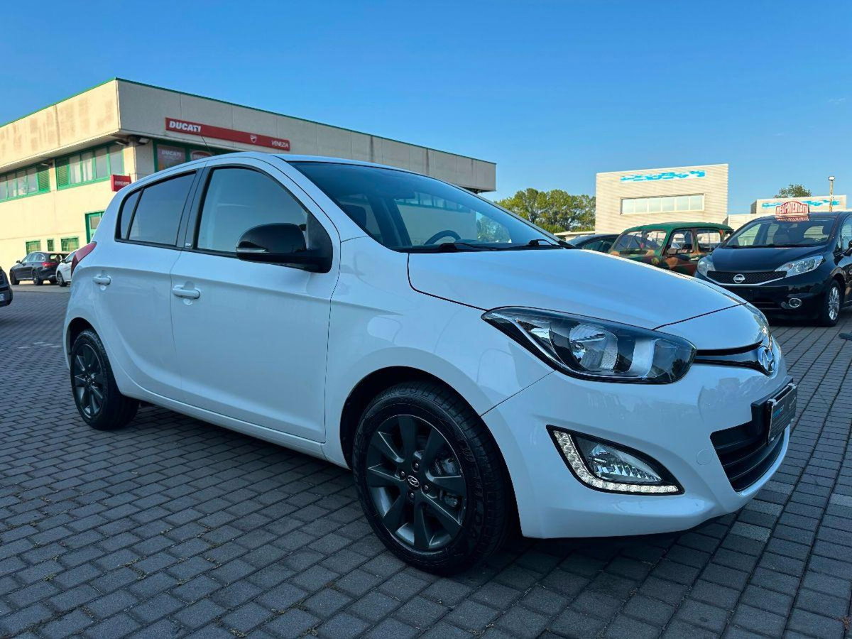 Hyundai i20 1.2 5p. Go! Brasil (5)