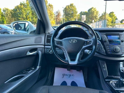 Hyundai i40 Station Wagon 1.7 CRDi 115CV Comfort (12)