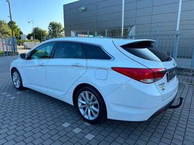 Hyundai i40 Station Wagon 1.7 CRDi 115CV Comfort (8)