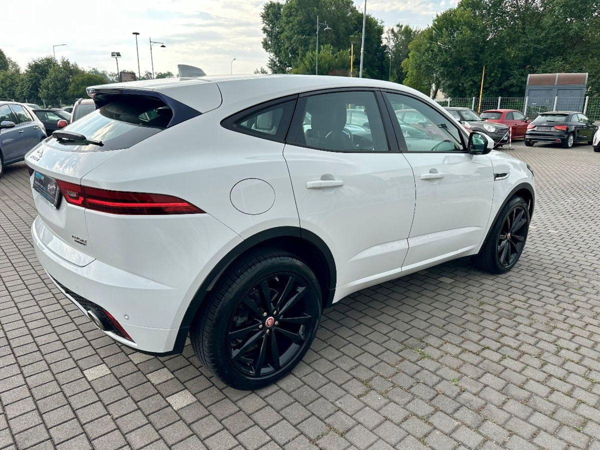 Jaguar E-Pace 2.0D 150 CV AWD aut. R-Dynamic HSE (10)