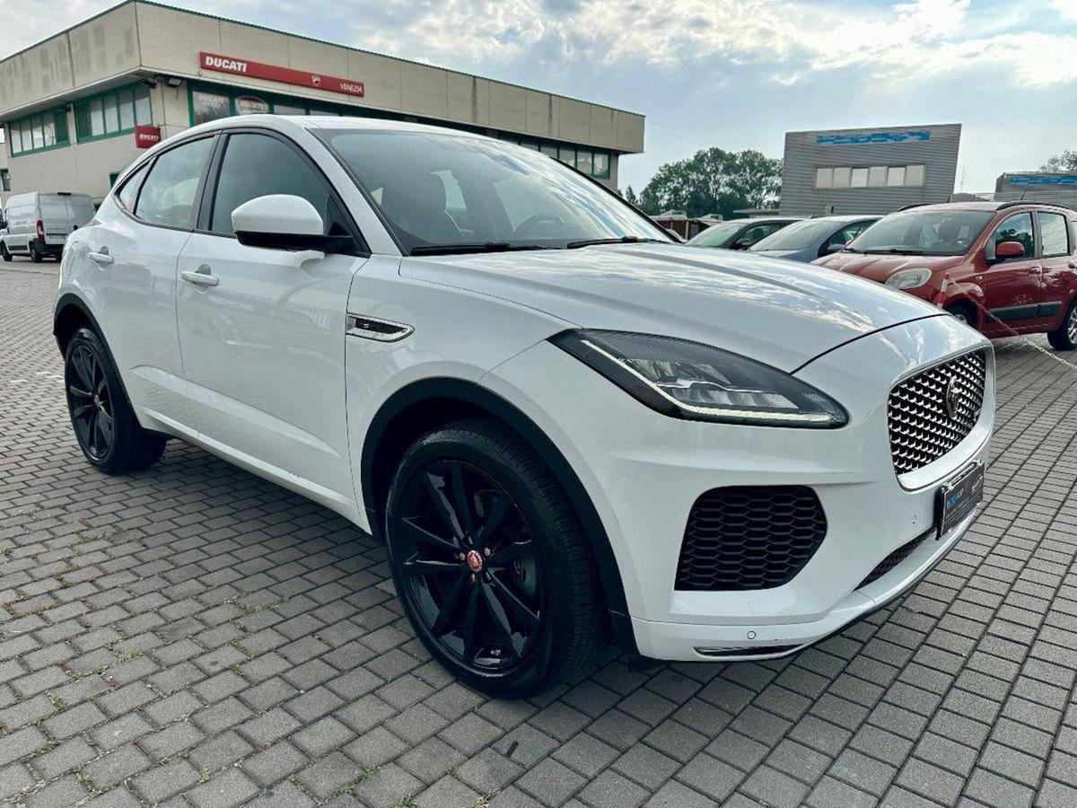 Jaguar E-Pace 2.0D 150 CV AWD aut. R-Dynamic HSE (4)