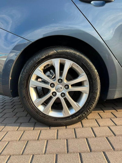 Kia cee'd Sport Wagon 1.6 CRDi 110 CV SW high tech (11)