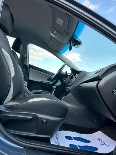 Kia cee'd Sport Wagon 1.6 CRDi 110 CV SW high tech (17)