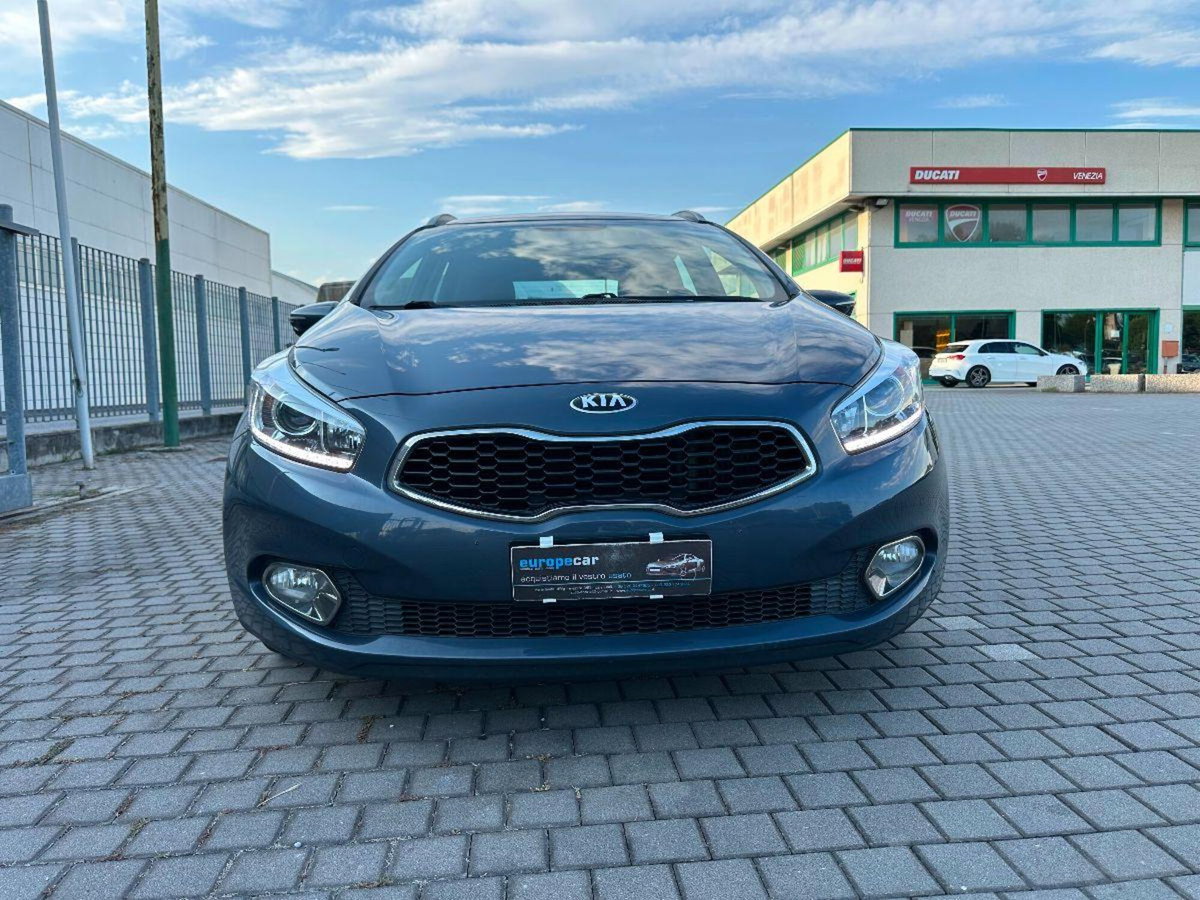 Kia cee'd Sport Wagon 1.6 CRDi 110 CV SW high tech (2)