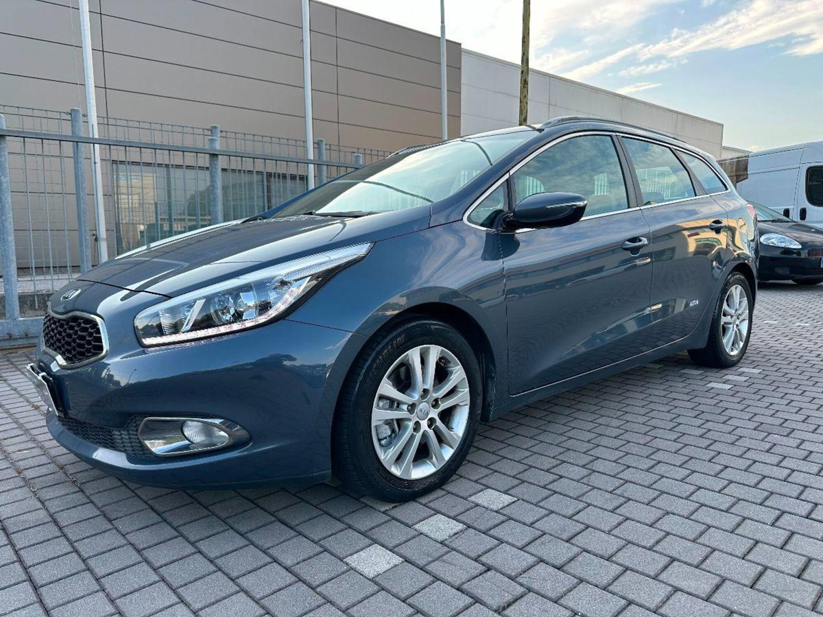 Kia cee'd Sport Wagon 1.6 CRDi 110 CV SW high tech (5)