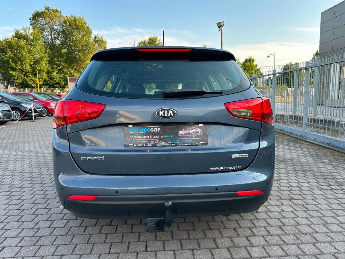 Kia cee'd Sport Wagon 1.6 CRDi 110 CV SW high tech (8)