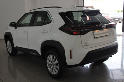 Toyota Yaris Cross 1.5 Hybrid 5p. E-CVT Active (6)