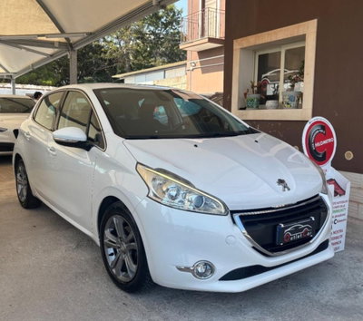 Peugeot 208 HDi 68 CV 5 porte Allure usata