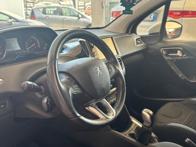 Peugeot 208 HDi 68 CV 5 porte Allure (11)