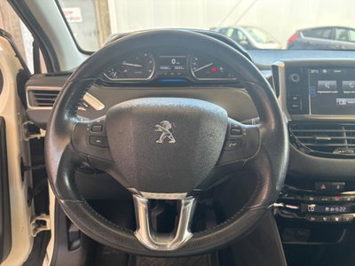 Peugeot 208 HDi 68 CV 5 porte Allure (12)