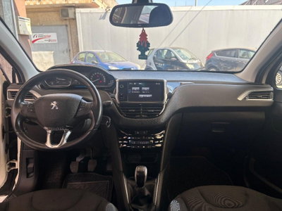 Peugeot 208 HDi 68 CV 5 porte Allure (13)
