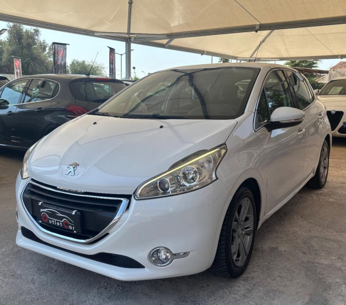 Peugeot 208 HDi 68 CV 5 porte Allure (3)