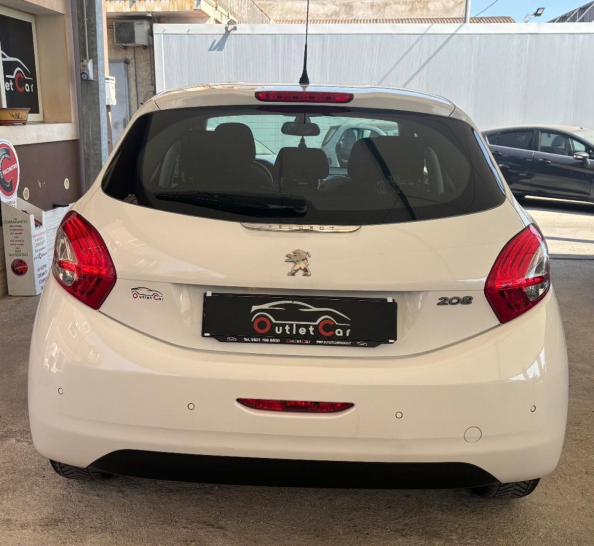Peugeot 208 HDi 68 CV 5 porte Allure (6)