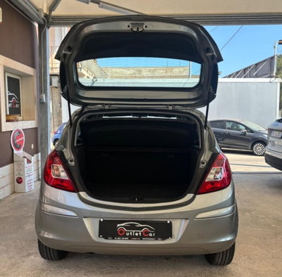 Opel Corsa 1.4 5 porte Black Edition (7)