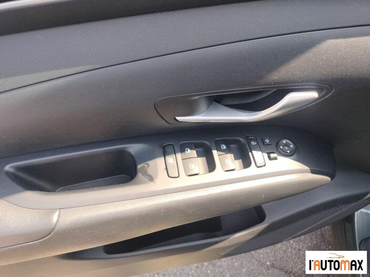 Hyundai Tucson 1.6 crdi 48V Xline 2wd imt (8)