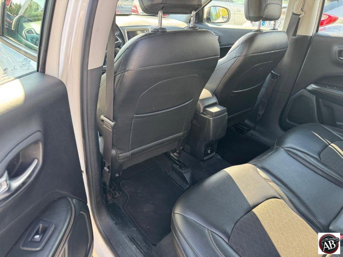 Jeep Compass 1.6 Multijet II 2WD Longitude (10)