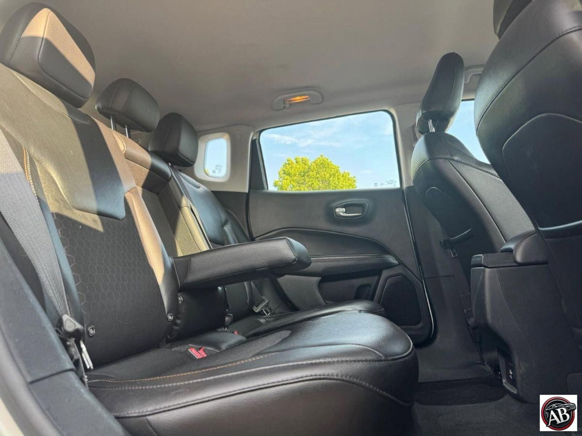 Jeep Compass 1.6 Multijet II 2WD Longitude (19)