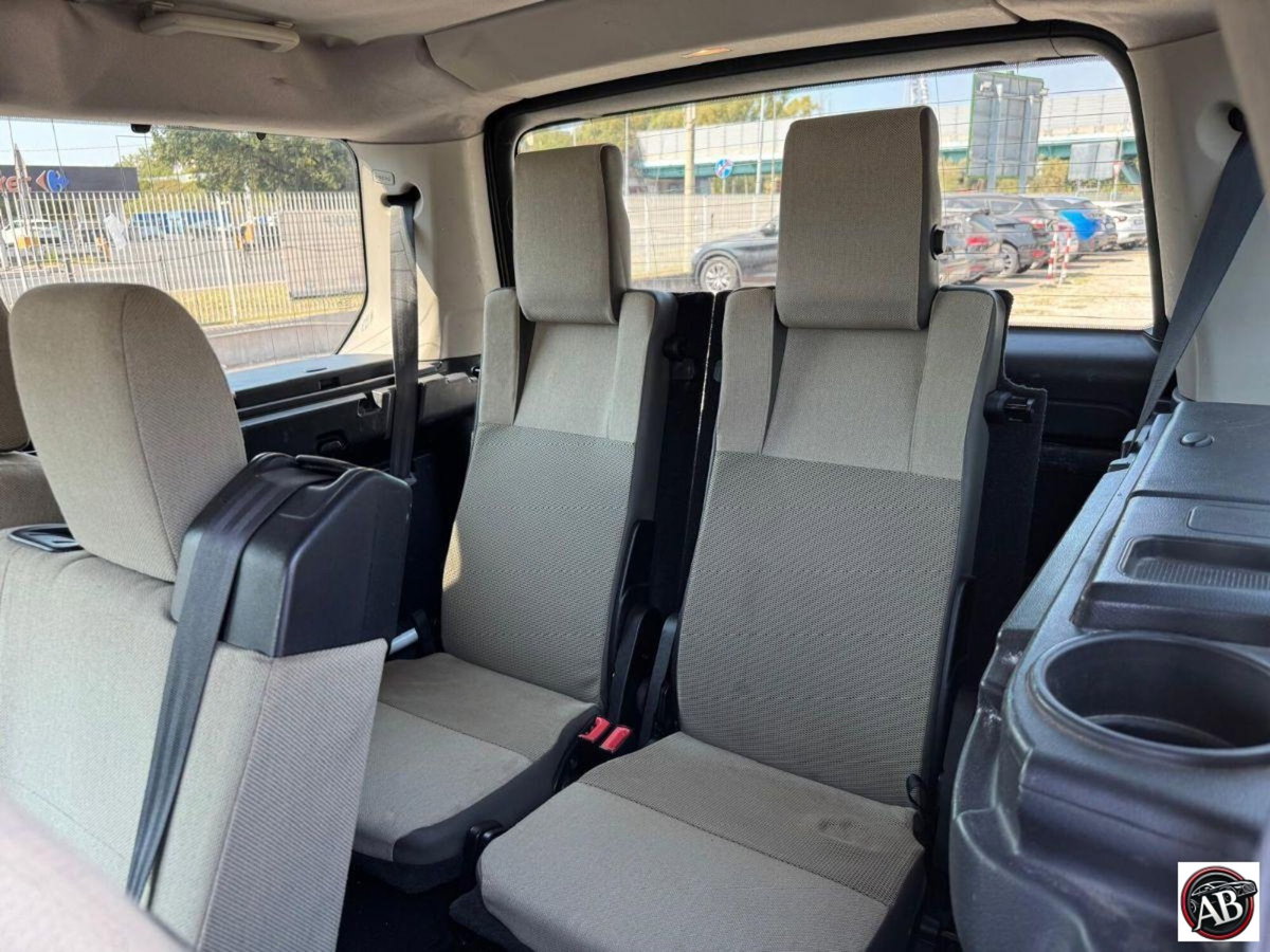Land Rover Discovery 3 2.7 TDV6 XS (18)
