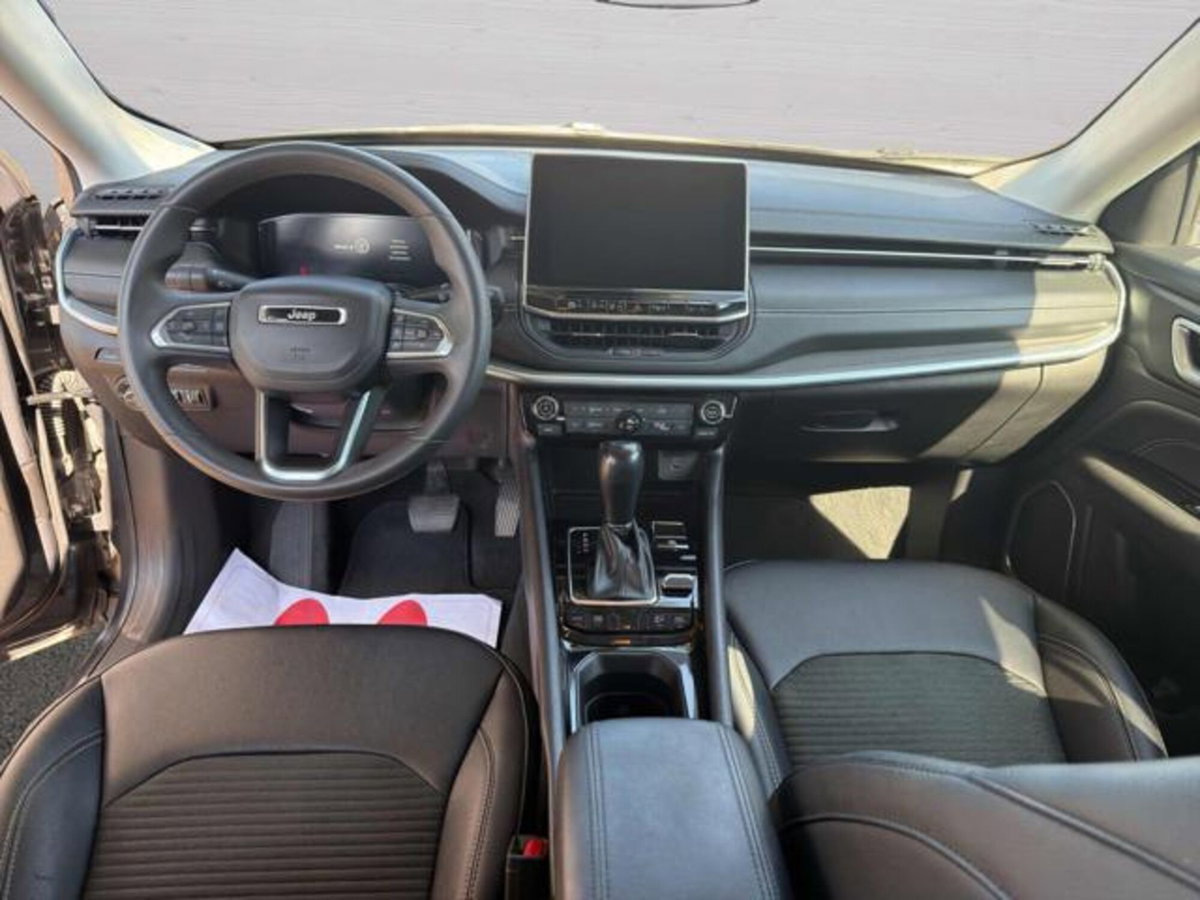 Jeep Compass 1.3 T4 190CV PHEV AT6 4xe Business Plus (10)