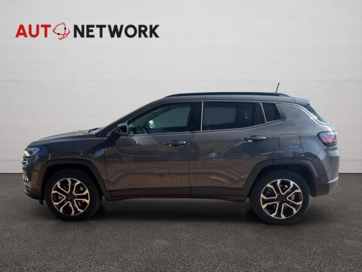 Jeep Compass 1.3 T4 190CV PHEV AT6 4xe Business Plus (5)