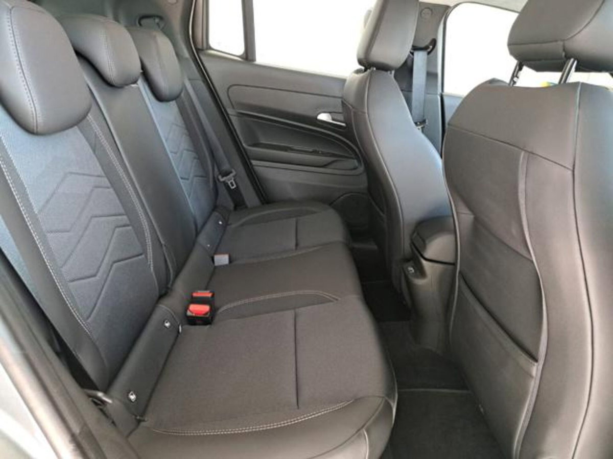 Jeep Avenger 1.2 turbo Altitude fwd 100cv (13)