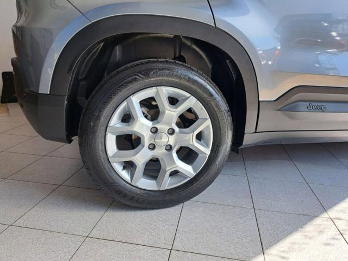 Jeep Avenger 1.2 turbo Altitude fwd 100cv (7)