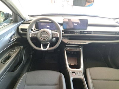 Jeep Avenger 1.2 turbo Altitude fwd 100cv (8)