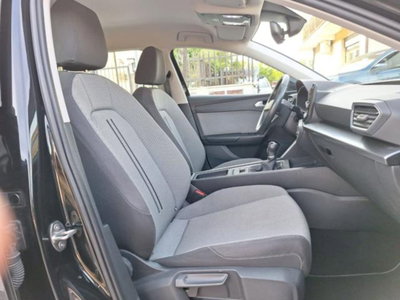 SEAT Leon ST Sportstourer 2.0 TDI FR (17)