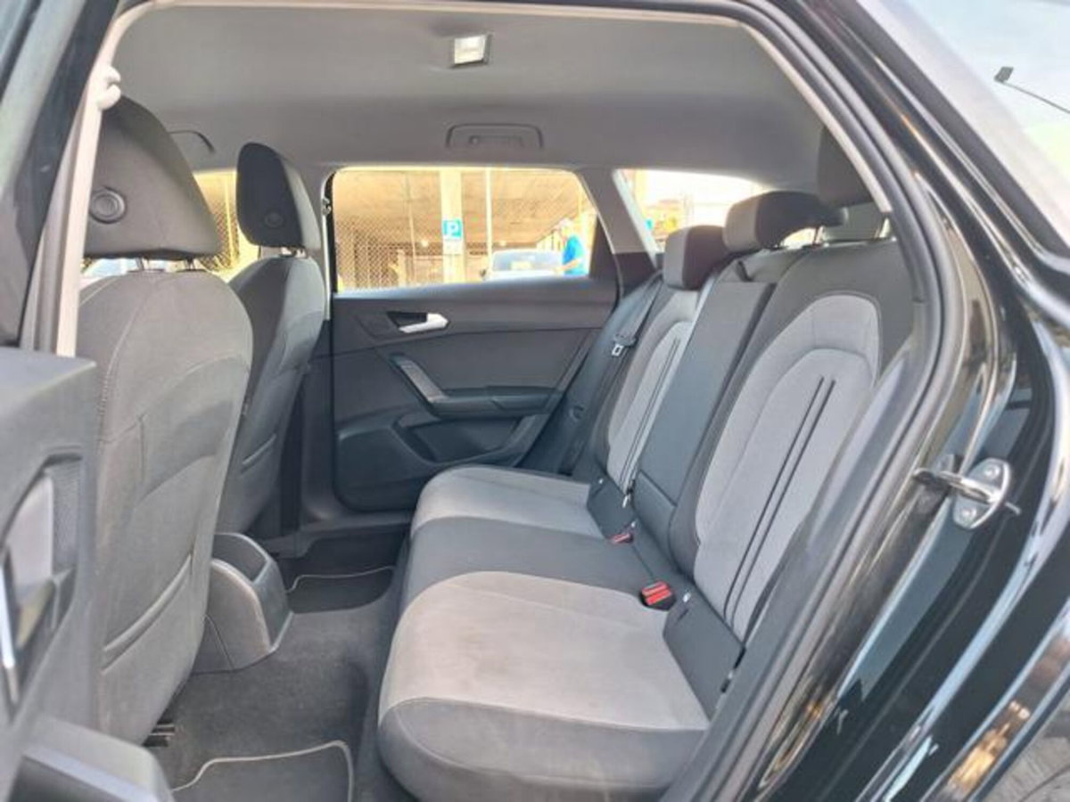 SEAT Leon ST Sportstourer 2.0 TDI FR (19)