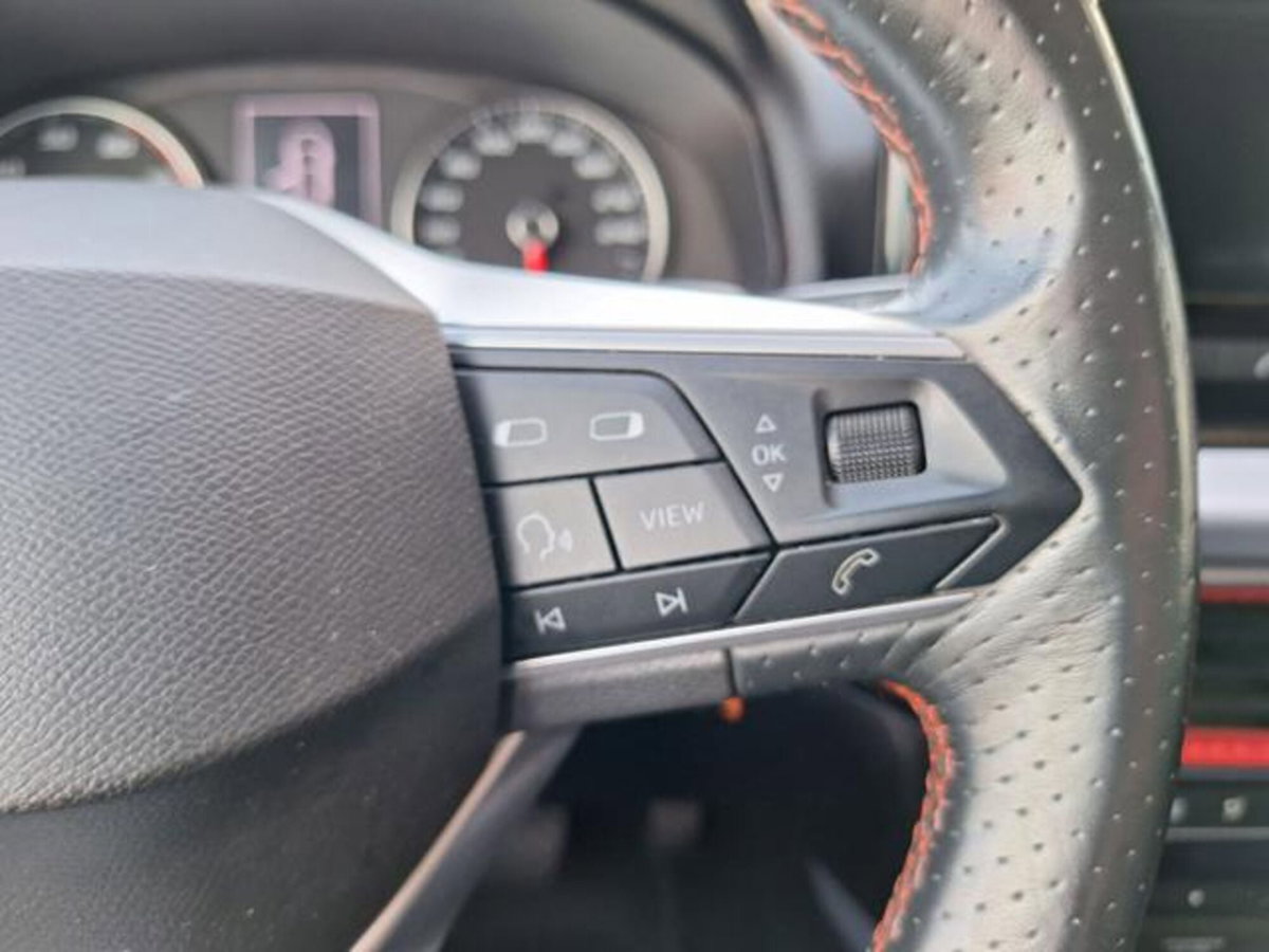 SEAT Arona 1.0 EcoTSI 110 CV DSG FR (19)
