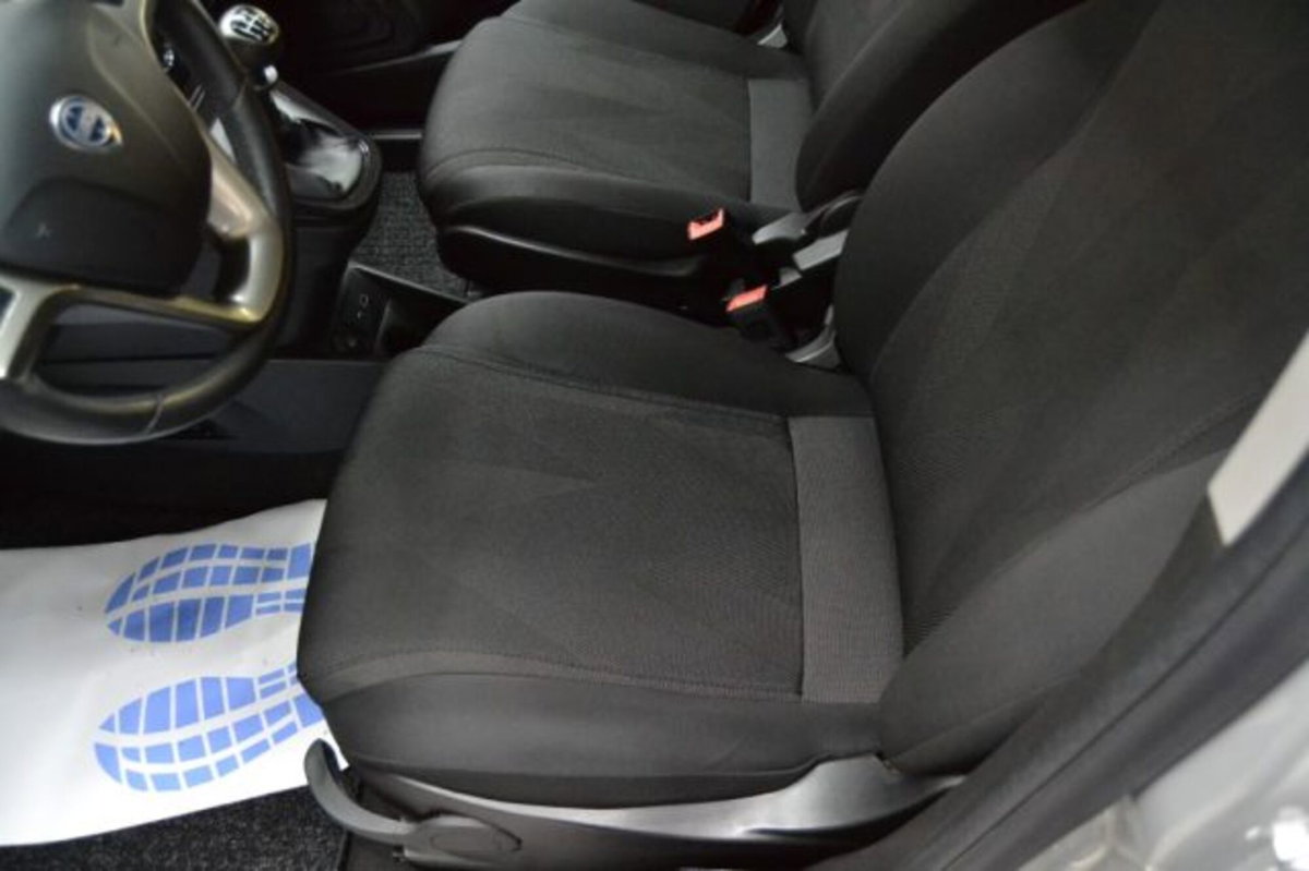Lancia Ypsilon 1.0 FireFly 5 porte S&S Hybrid Ecochic Gold (11)