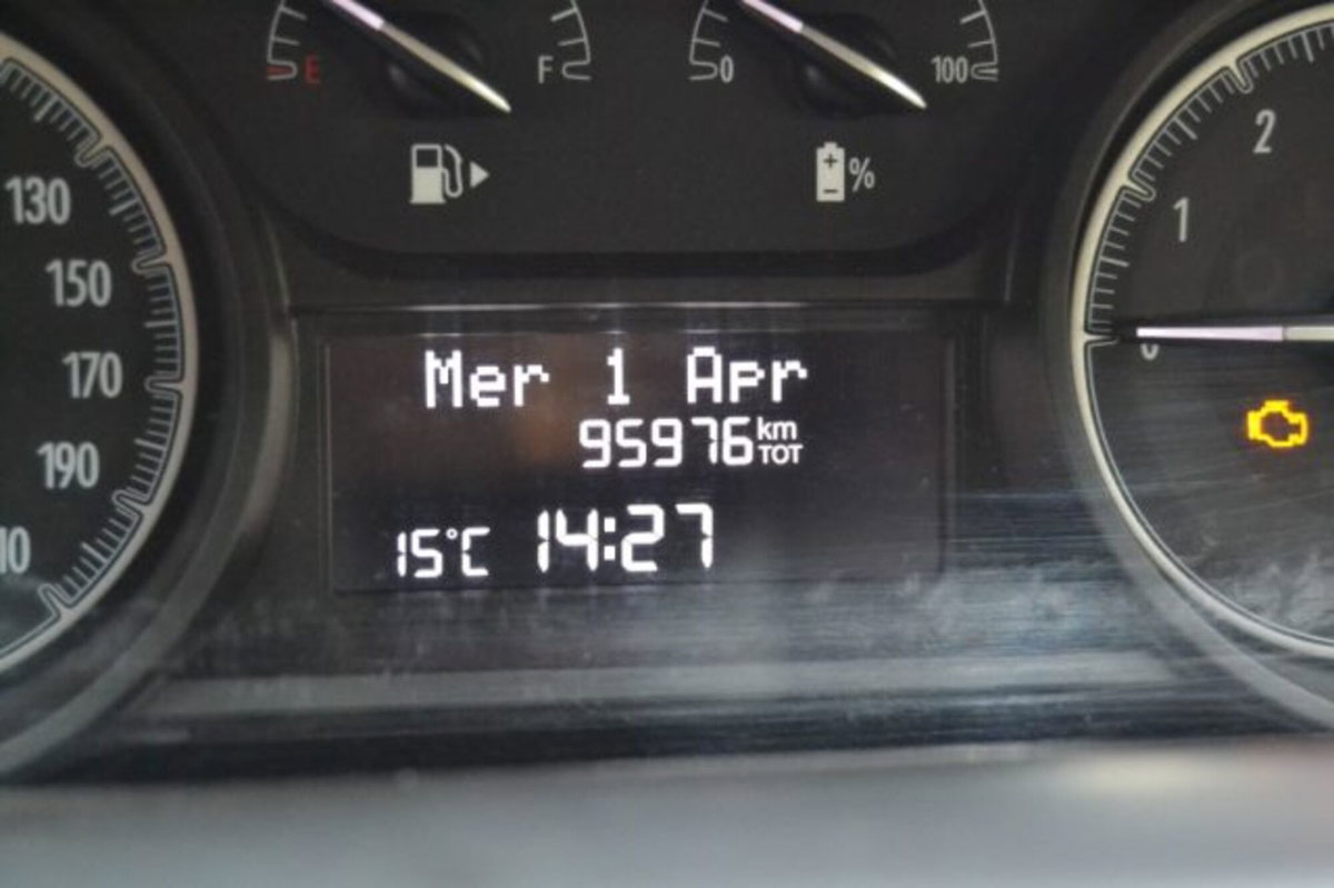 Lancia Ypsilon 1.0 FireFly 5 porte S&S Hybrid Ecochic Gold (12)