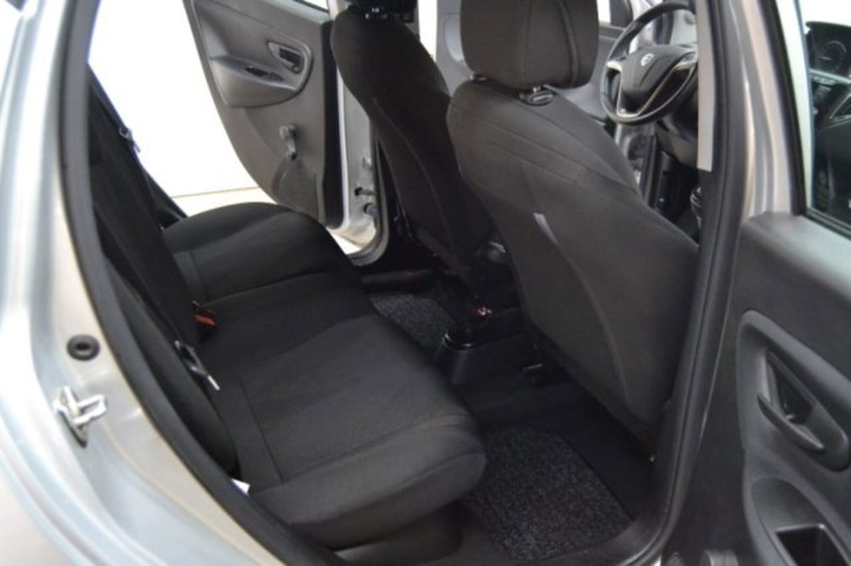 Lancia Ypsilon 1.0 FireFly 5 porte S&S Hybrid Ecochic Gold (6)