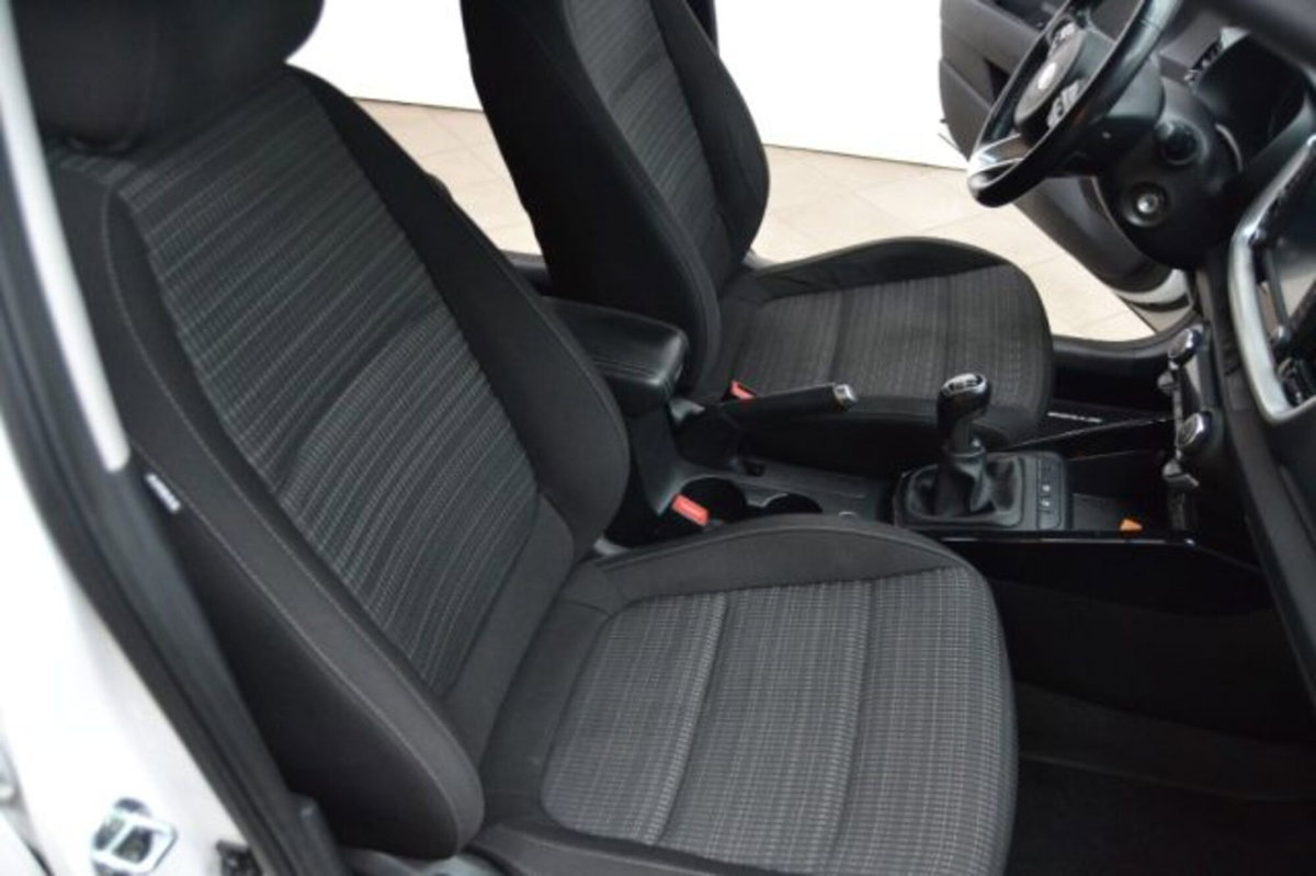 Kia Stonic 1.4 MPI EcoGPL Energy (8)