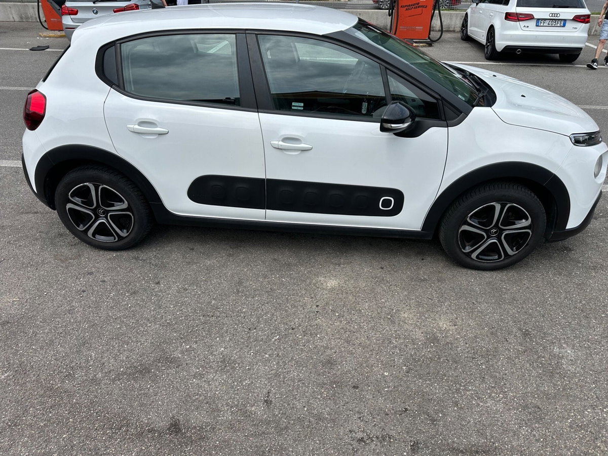 Citroen C3 PureTech 82 Shine (4)