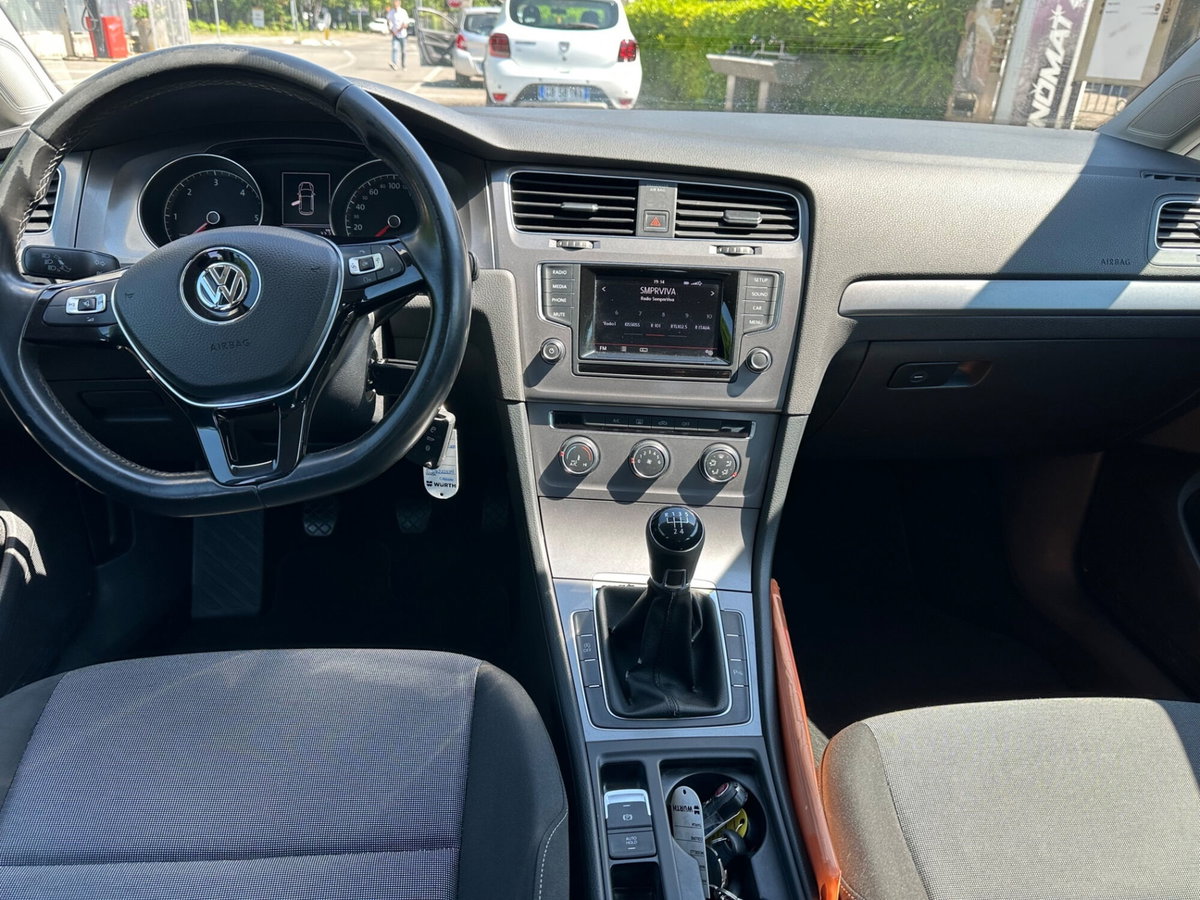 Volkswagen Golf 1.6 TDI 5p. Trendline BlueMotion Technology (13)