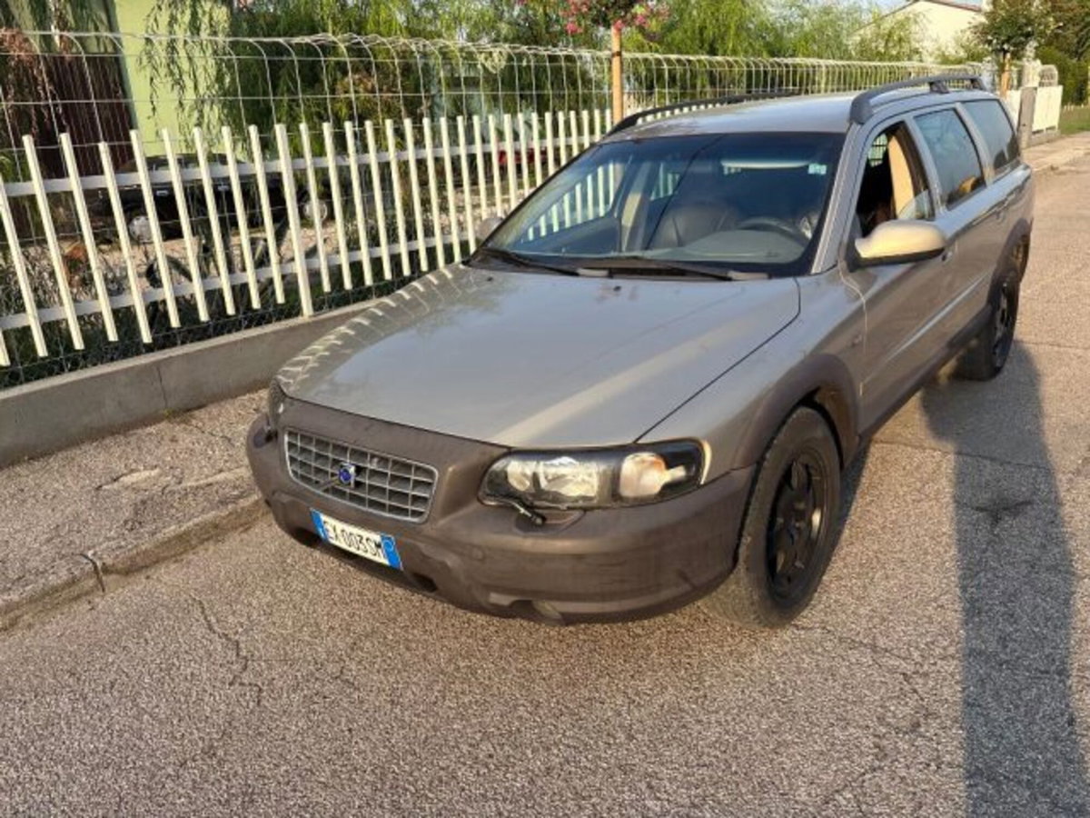 Volvo V70 2.4 D5 20V cat (4)