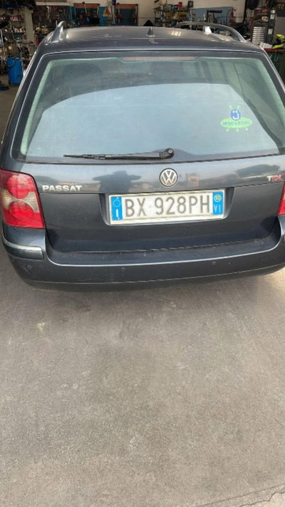 Volkswagen Passat Variant 1.9 TDI/101 CV Business (2)