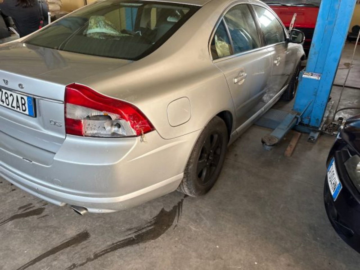 Volvo S80 D5 Geartronic Executive (11)