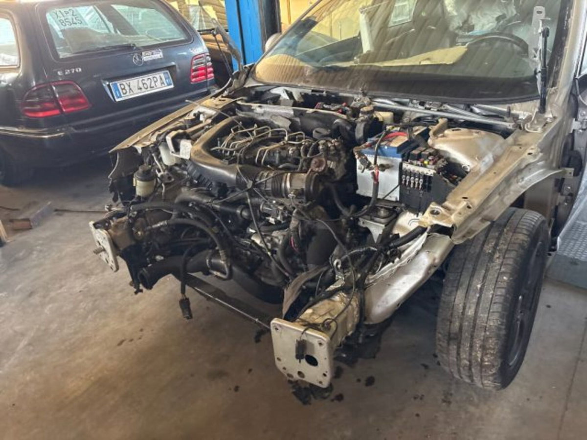 Volvo S80 D5 Geartronic Executive (2)